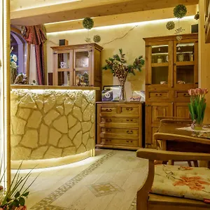 https://lesny-dworek-zakopane.zakopanehotels.org